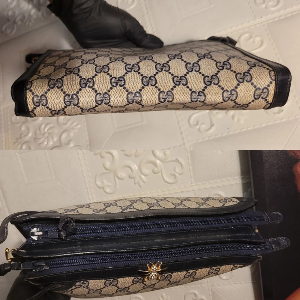 Gucci GG Supreme Canvas Navy 2 way wristlet Clutch Crossbody Bee Bag 70s Authent